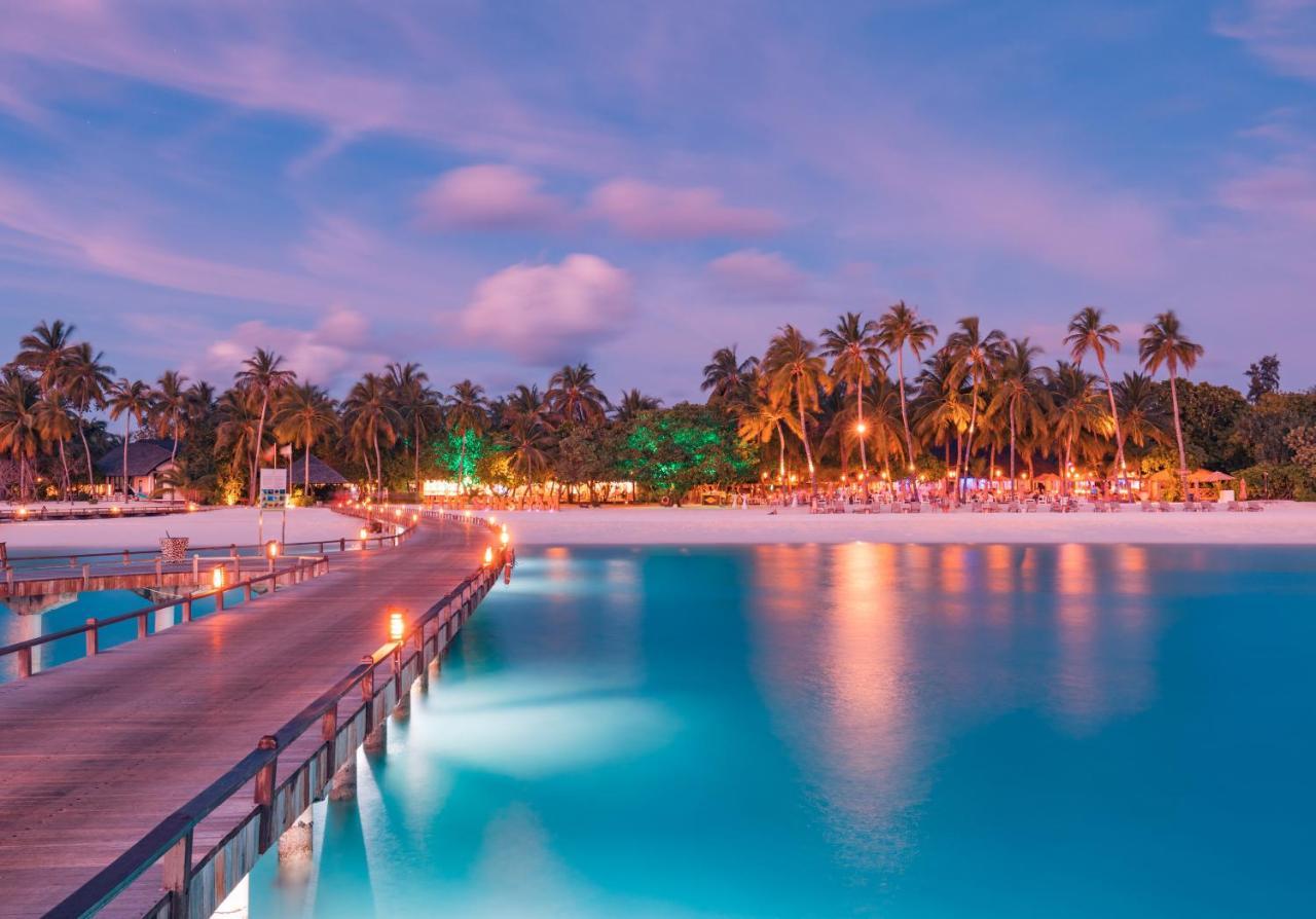 Sun Siyam Iru Fushi: Luxury Maldives Escape With Discounted Seaplane Transfer